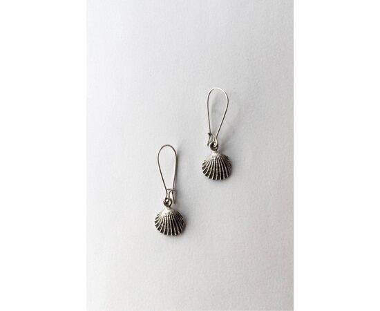 Silver Oyster Earrings