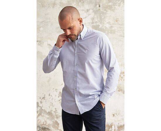 Classic Fit Long Sleeve Buttoned Collar Shirt