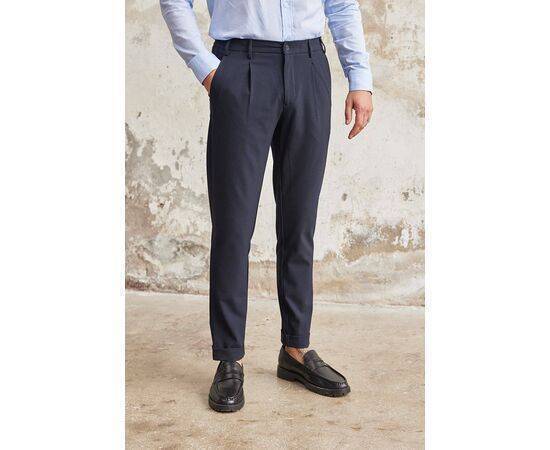 Single Pleated Fabric Trousers with Side Pockets