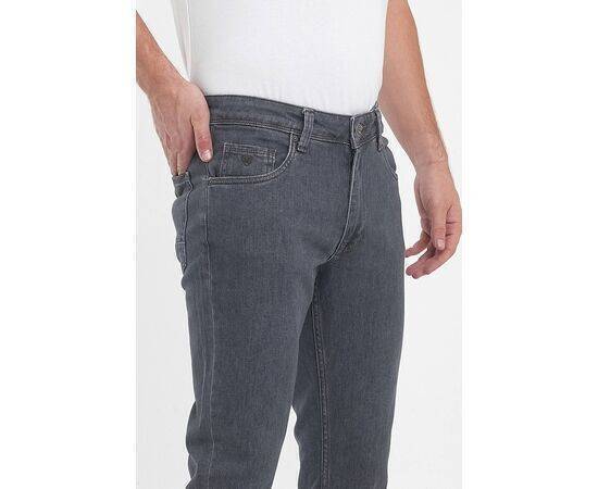 Straight Fit Jeans