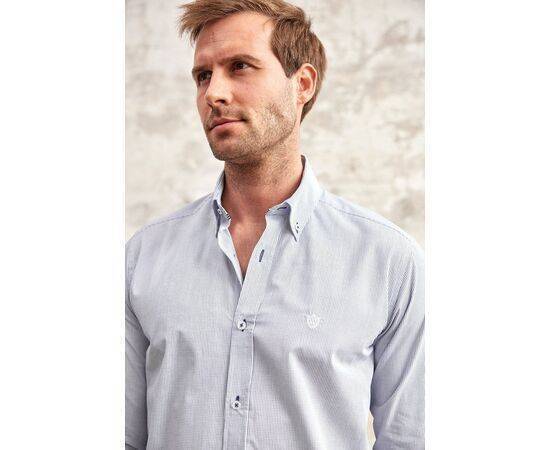 Classic Fit Long Sleeve Buttoned Collar Shirt