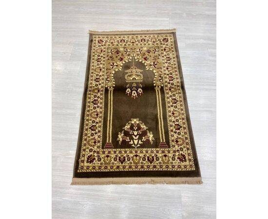 Mevlana Bazaar Oman Motif Wool Prayer Rug Brown