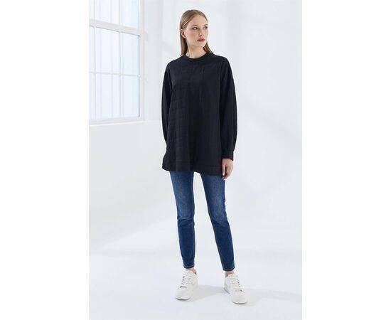 Square Pattern Sweat with Pleat Detail